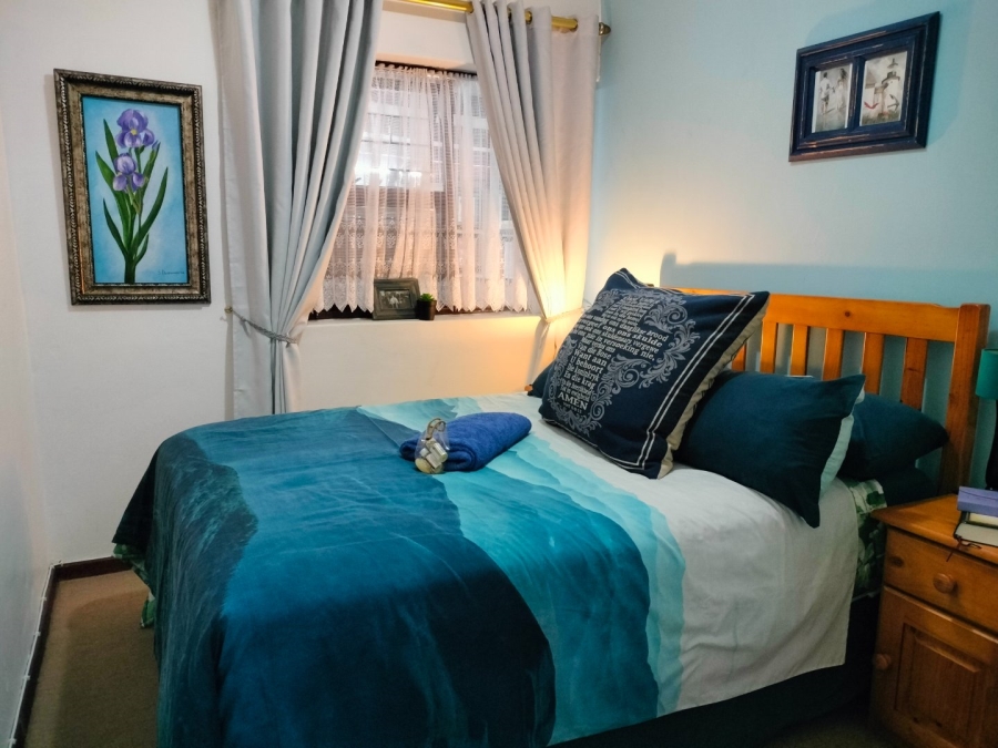 3 Bedroom Property for Sale in Deoville Park Western Cape
